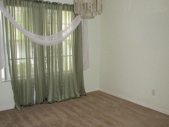 5th image of 3198 Brentwood Ln
