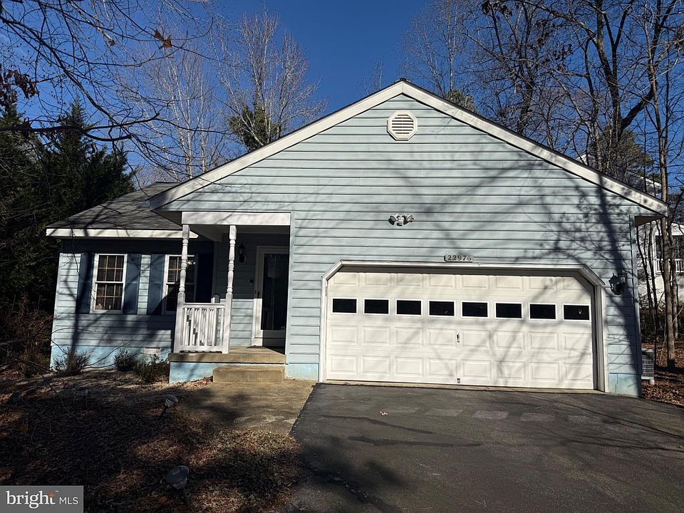 1st image of 22976 Sycamore Hollow Dr