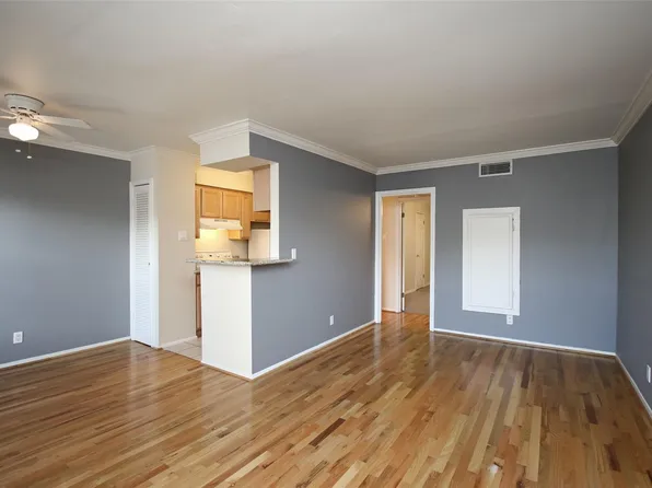 2052 Branard St APT 4, Houston, TX 77098