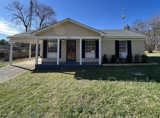 2137 Chattering Ln, Memphis, TN 38127