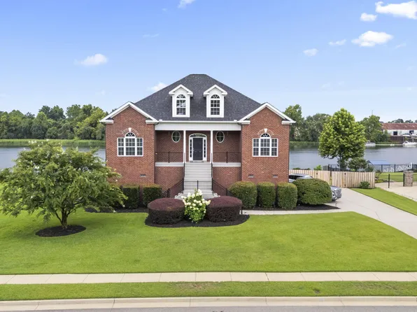 218 Altamaha Dr, North Augusta, SC 29841