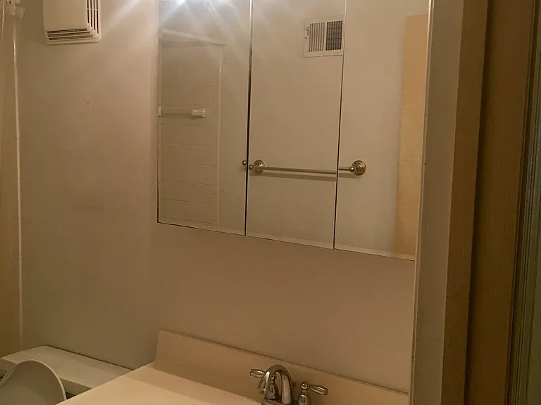 721 Pennsbury Blvd — Photo 9