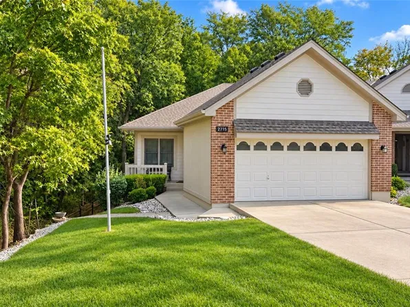 2715 NE 74th St, Kansas City, MO 64119
