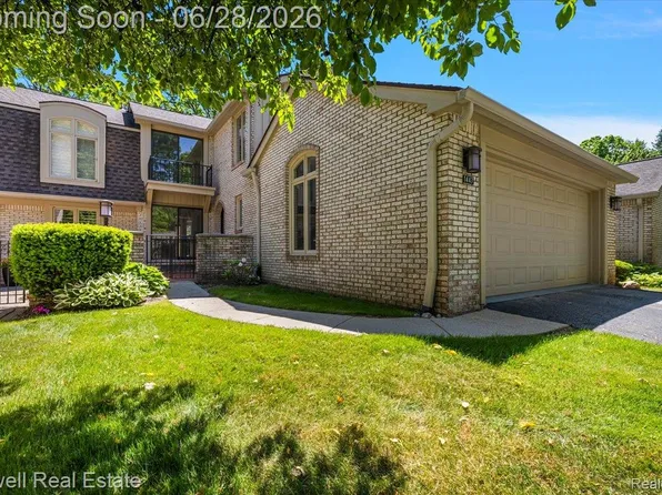 1447 Ravineview Ct #C-12, Bloomfield Hills, MI 48304