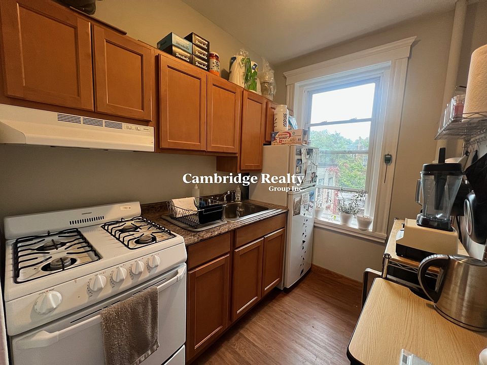 1st image of 110 Brainerd Rd #11T