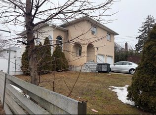 302 Carvel Avenue, Cedarhurst, NY