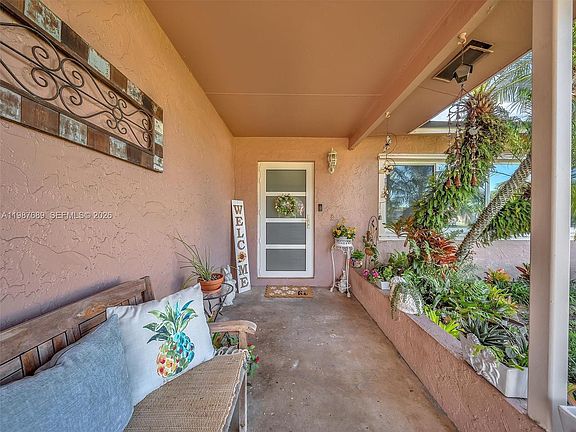 4th image of 9621 NW 8th St
