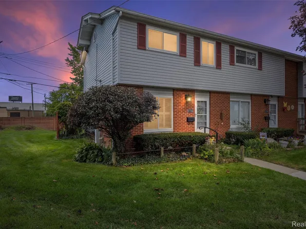27750 Eastwick Sq, Roseville, MI 48066