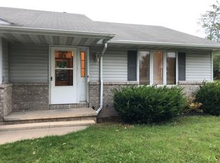 1300 W Homestead Dr, Appleton, WI 54914