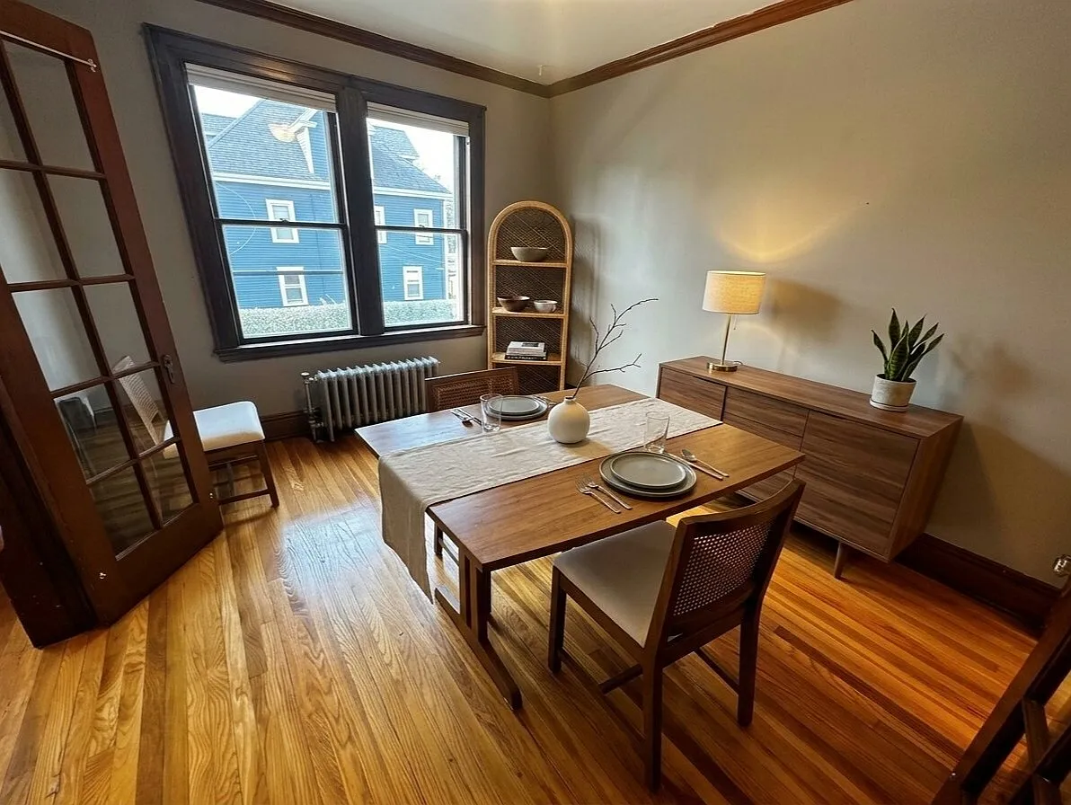 2 bed, 1.0 bath, $2,495 — Photo 2