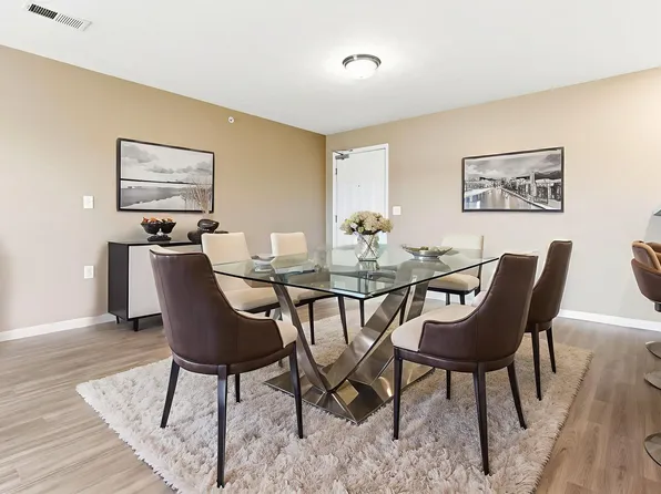 Greenbrier Apartments