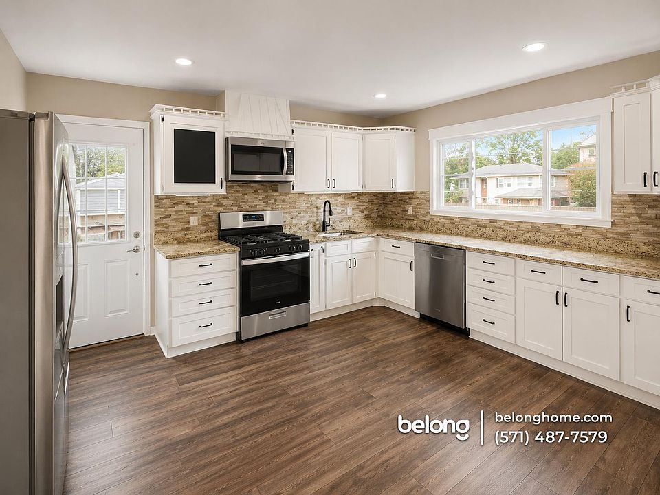 1st image of 134 Jasper Pl #2