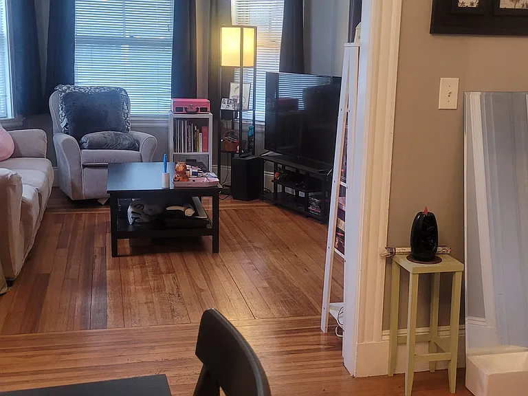 31 Amaranth Ave #1 — Photo 6
