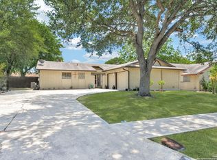 4310 Greystone Dr, San Antonio, TX 78233