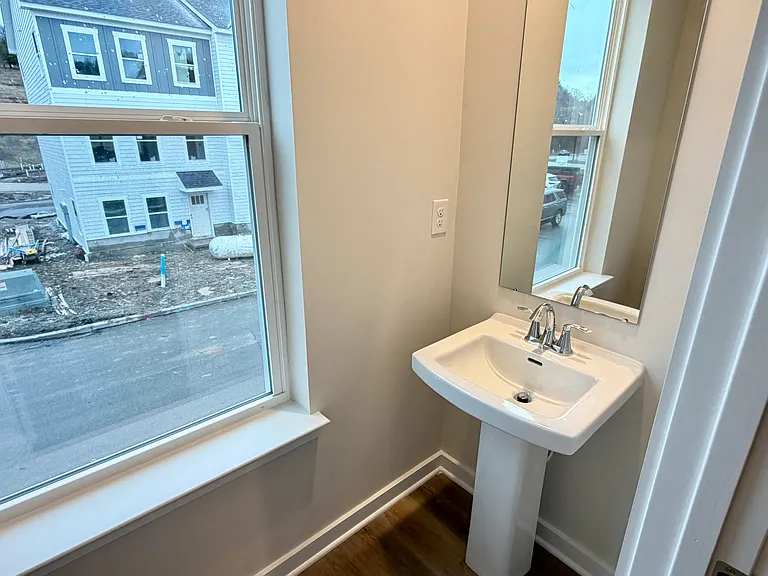 531 Cooper St — Photo 12