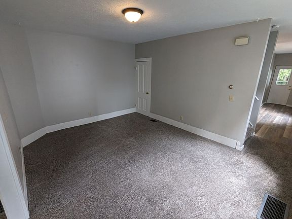 4th image of 113 Milan Ave