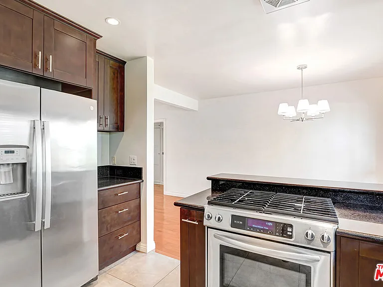 1219 N Crescent Heights Blvd #C — Photo 6