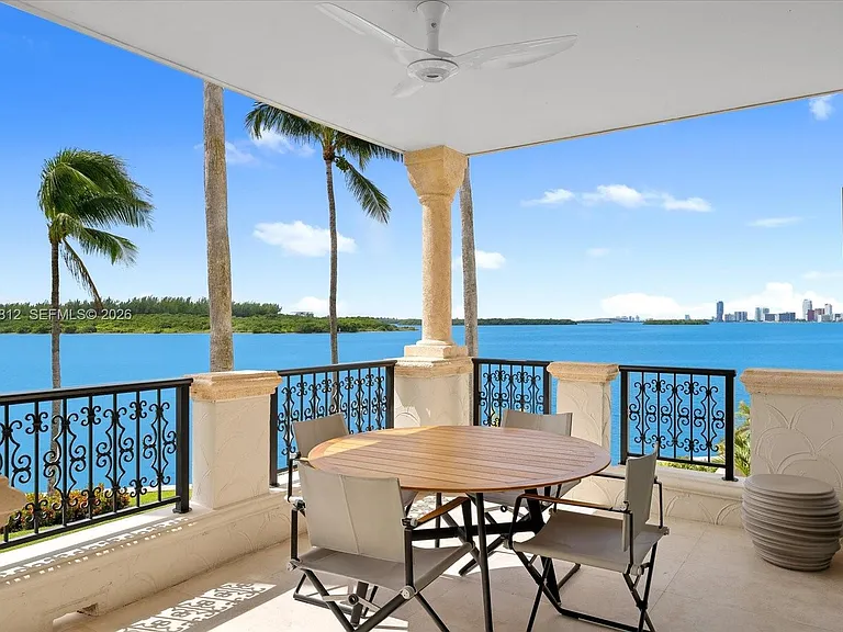 4921 Fisher Island Dr #4921 — Photo 16