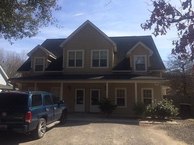 1st image of 102 E Berry St
