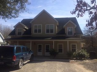 102 E Berry St, Lincolnville, SC 29485