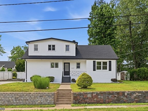 2nd image of 768 Birch Ave