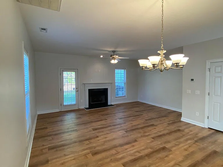 9110 Grassington Way — Photo 11
