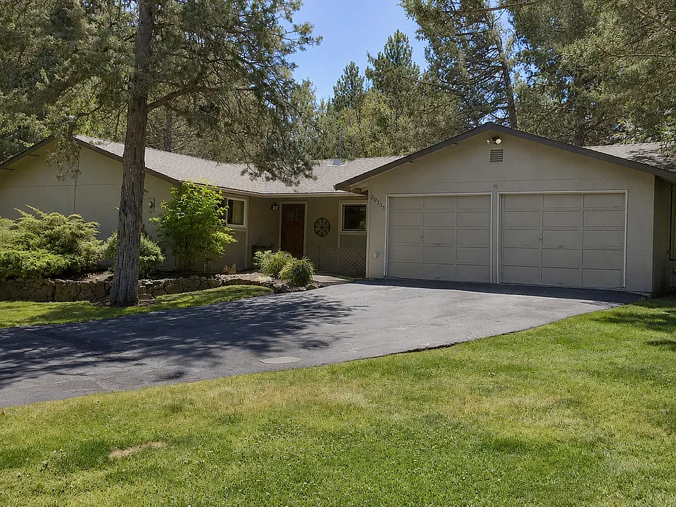 20755 Canterbury Ct