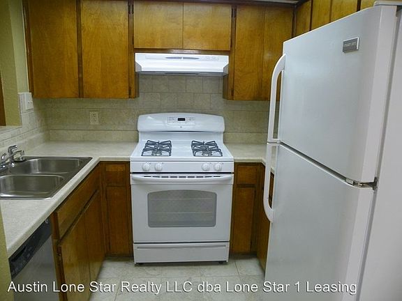 2nd image of 1006-A Milford Way