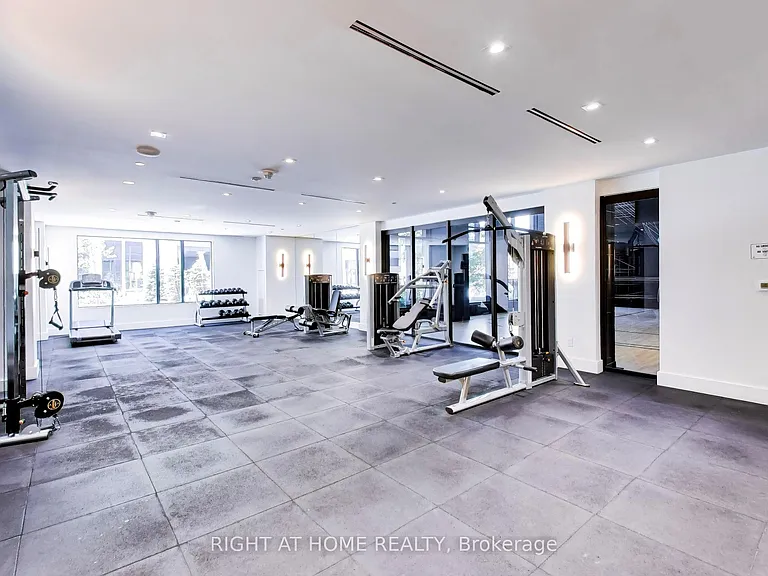 8868 Yonge St #208E — Photo 37