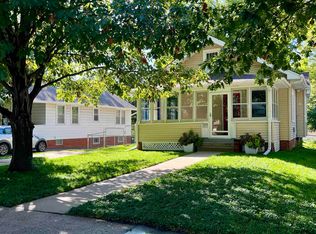 1926 S 35th St, Omaha, NE 68105