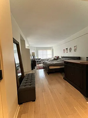 Rented by Otsuka New York | media 6