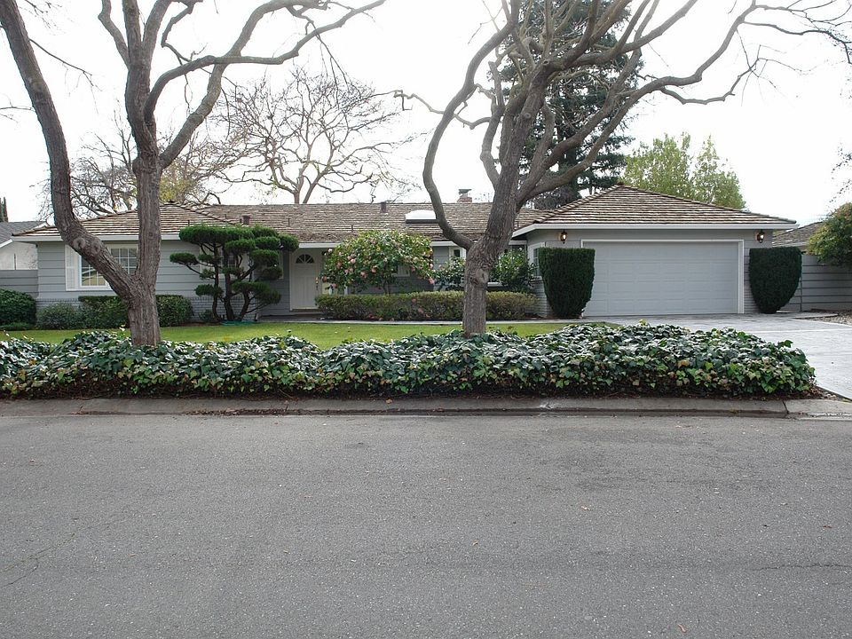 1st image of 1480 Oakley Dr