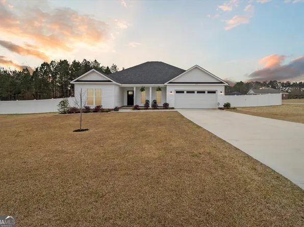 302 Warrenton Pl, Brooklet, GA 30415