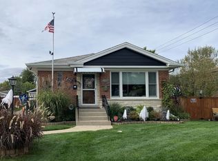 8460 N Oketo Ave, Niles, IL 60714
