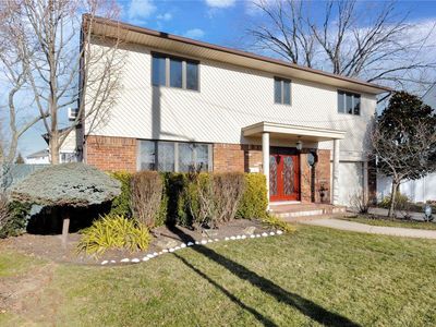 169 Maxine Court, Oceanside, NY, 11572