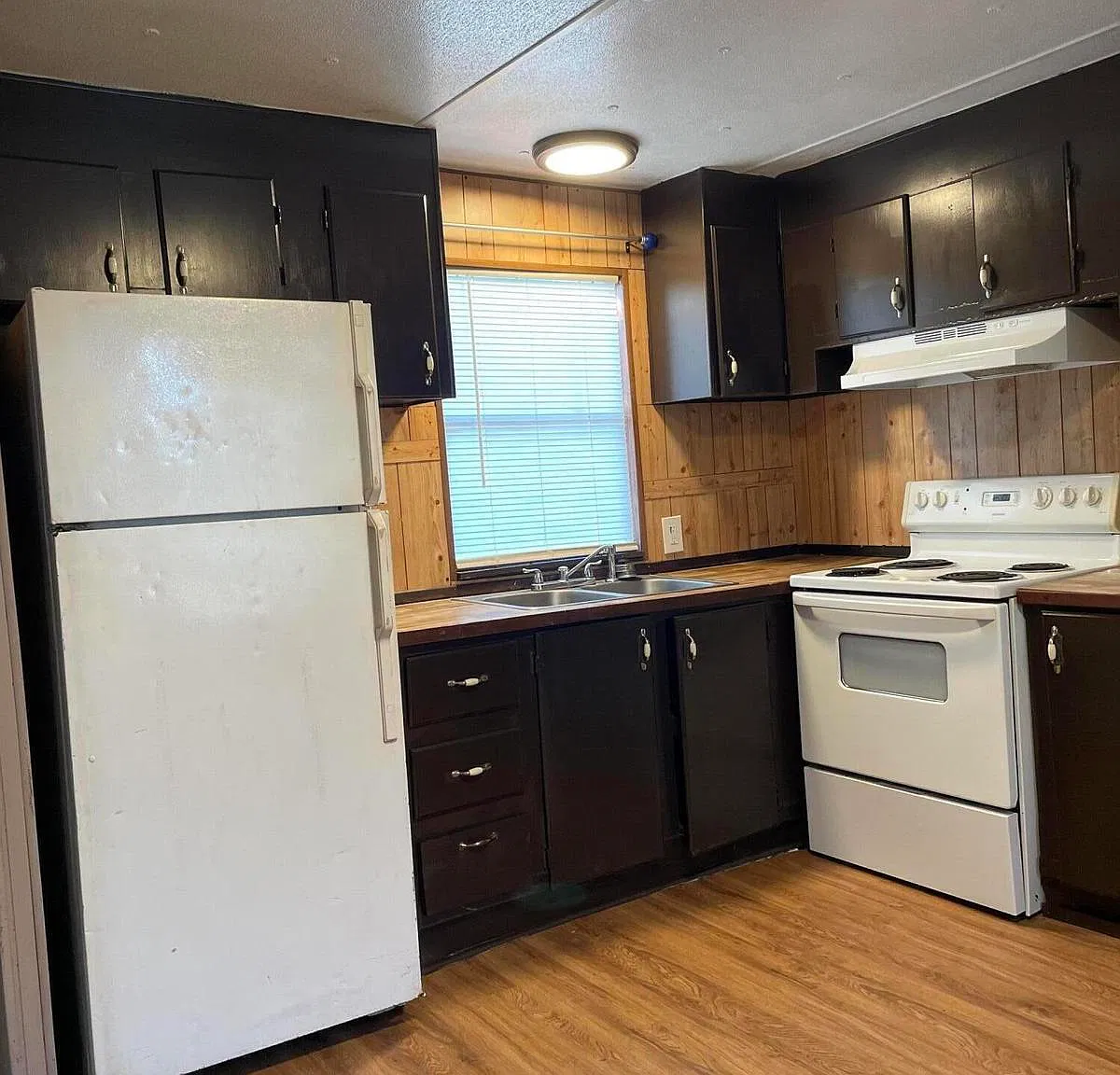2 bed, 1.0 bath, 900 sqft, $1,150 — Photo 4
