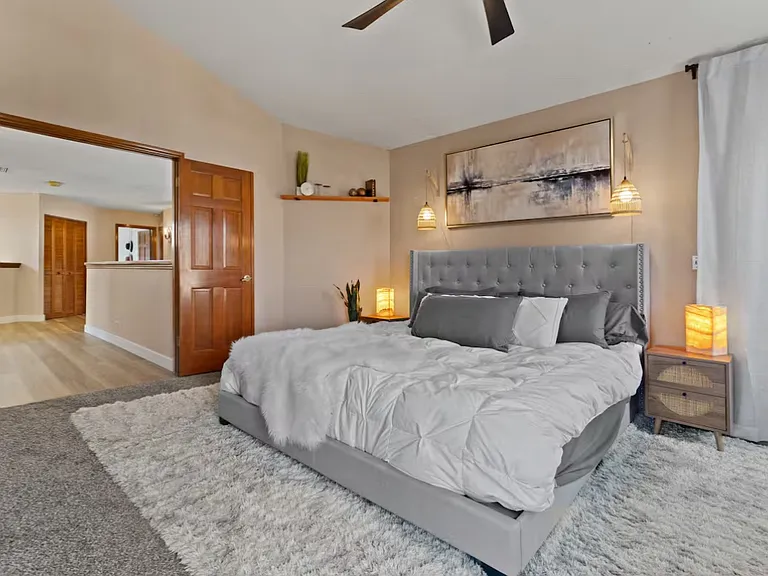 Scottsdale 5 Bedroom house for rent Master Bedroom