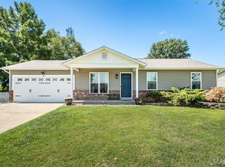 4 Harvest Meadow Ct, Saint Peters, MO 63376