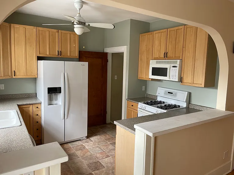 224 Washington St #101 — Photo 12