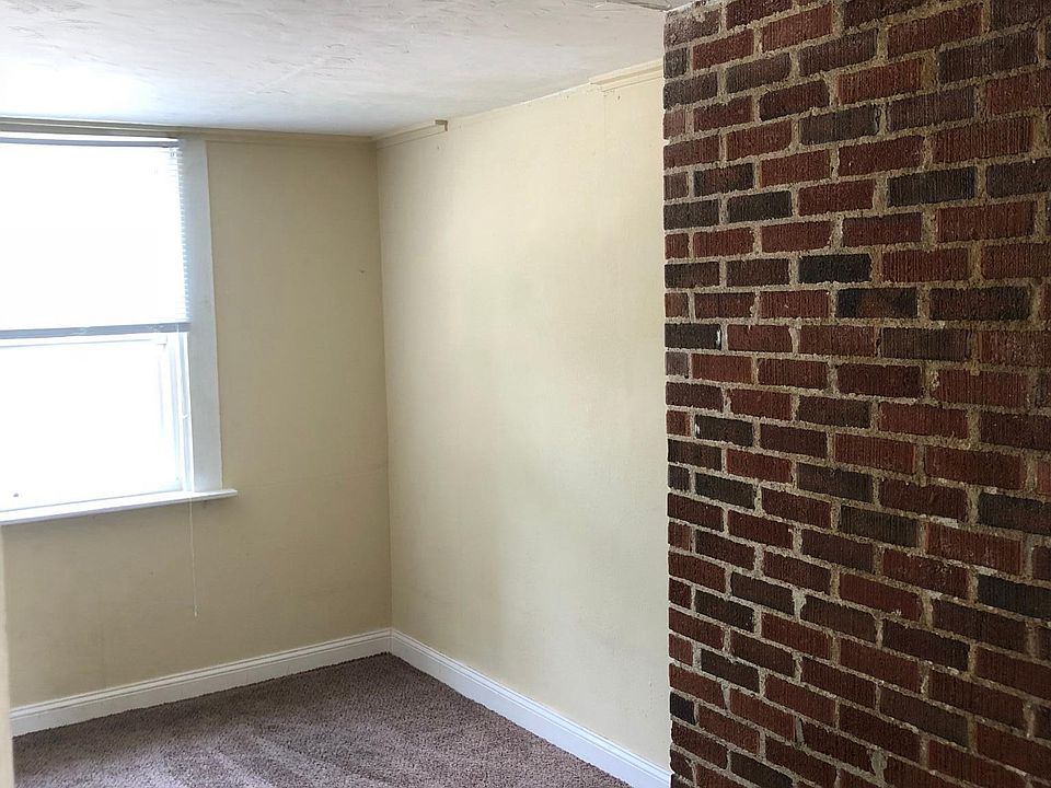 1st image of 1411 E 75th St #B