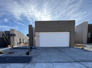 6646 Sydney Dr NE, Rio Rancho, NM 87144