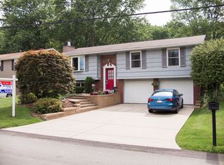 1143 Oblock Rd, Pittsburgh, PA 15239