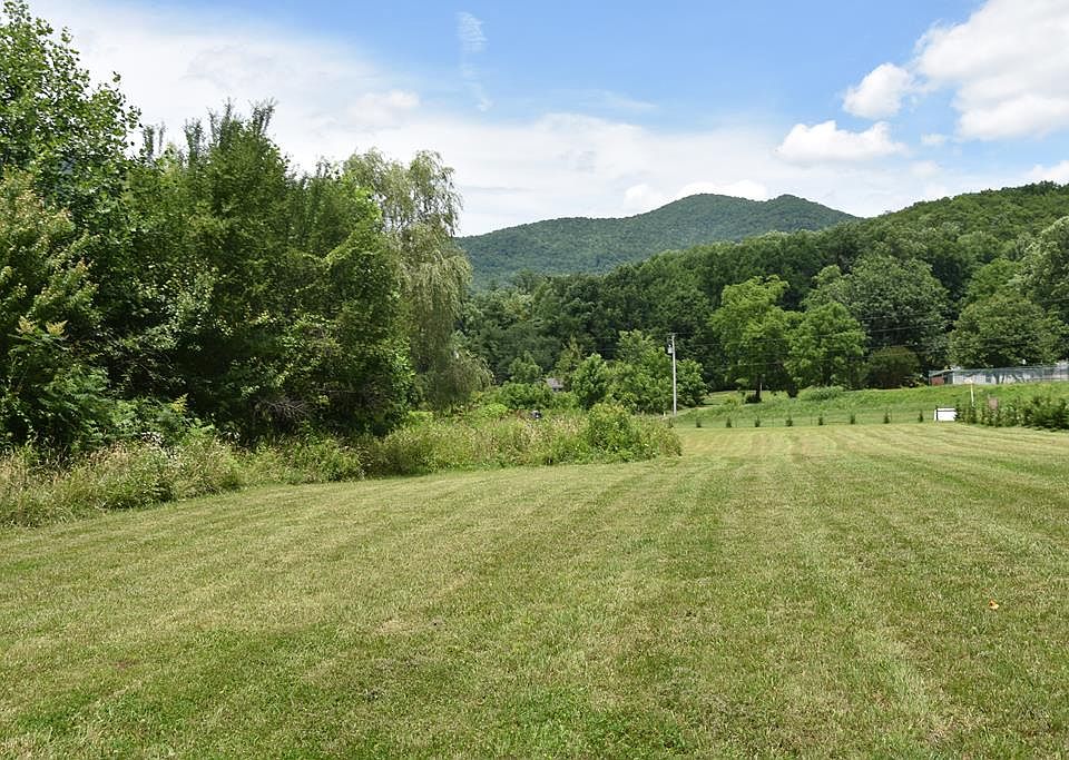 1st image of 126 Bolo Ln