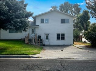 540 NW 10th St, Hermiston, OR 97838