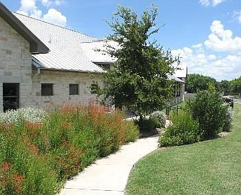 3rd image of 2208 Klattenhoff Dr
