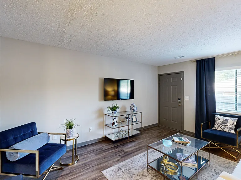 Silvertree at Little Turtle Apartments — Photo 10