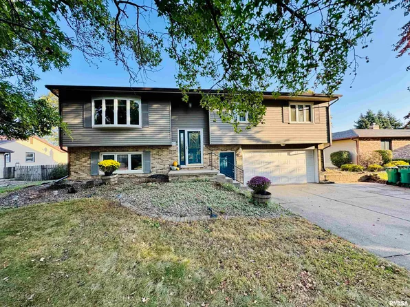 2049 W Losey St, Galesburg, IL 61401