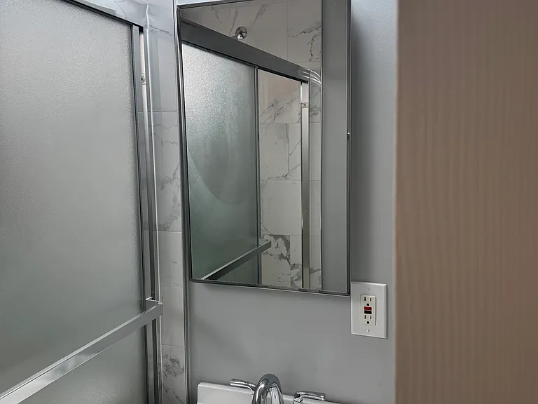 5635 Auckland Ave #1 — Photo 8