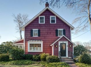 98 Washington Ave, Chatham, NJ 07928