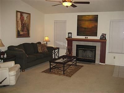 4th image of 563 Regis Dr